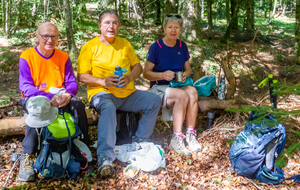 Pause repas au bord de la route de la Loubatière (D203)