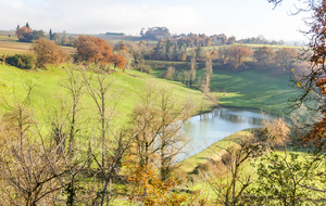 Etang près de La Mouline, Lestalon en arrière plan