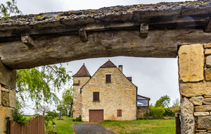 Jolies demeures en pierres (Calcaire) à Pech des Countés