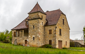 Jolies demeures en pierres (Calcaire) à Pech des Countés