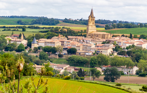 Avignonet-Lauragais vu depuis le hameau Larmand