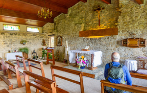 Montferrand: petite chapelle et un  drôle de paroissien !