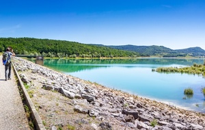 Lac de Montbel: grand barrage, rive Nord 