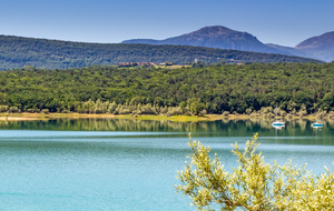 Lac de Montbel: vu de la forêt de Léran, rive Nord, Massif de Tabe