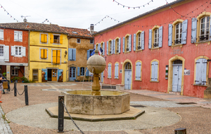 Carla-Bayle, place de l'Europe