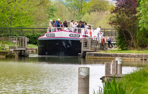 Canal du Midi passage de  l'écluse d'Emborrel