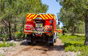 Entre le col de Morgiou et le col des Escourtines (213m), manoeuvre des pompiers